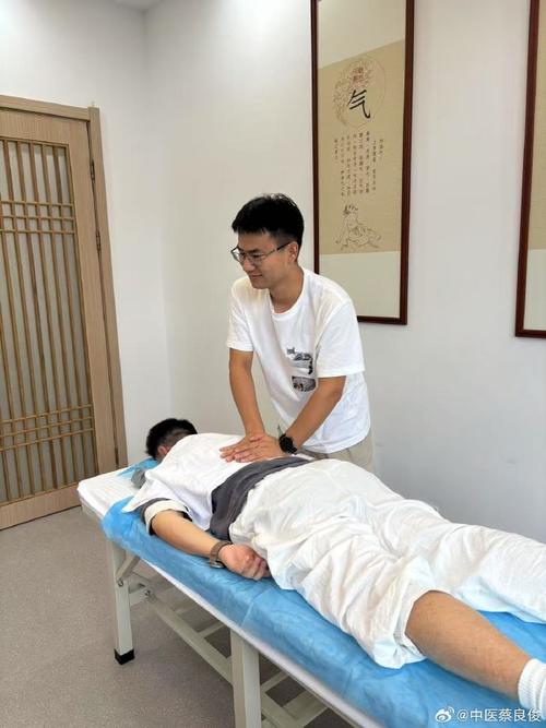 夜门诊的惊喜 新推拿师的中医诊疗初体验